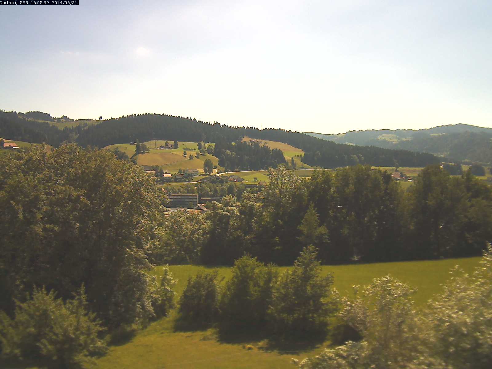 Webcam-Bild: Aussicht vom Dorfberg in Langnau 20140621-160600