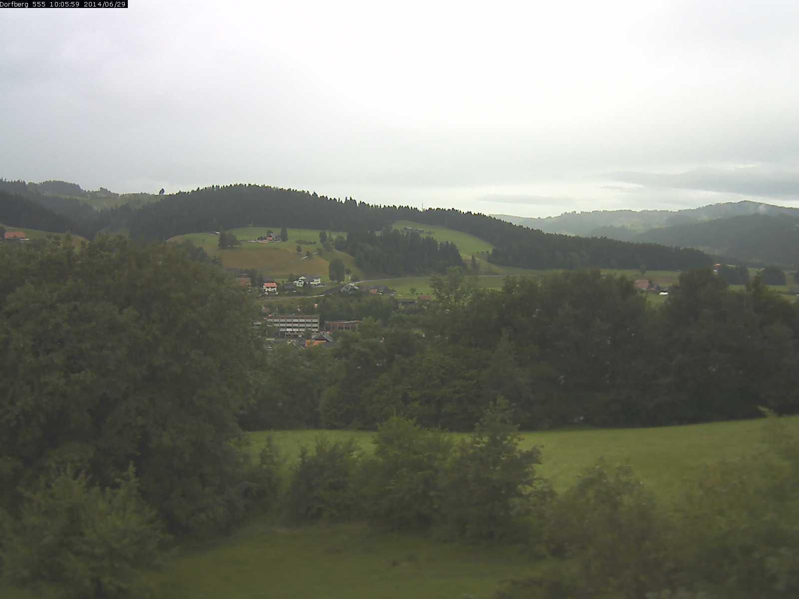 Webcam-Bild: Aussicht vom Dorfberg in Langnau 20140629-100600