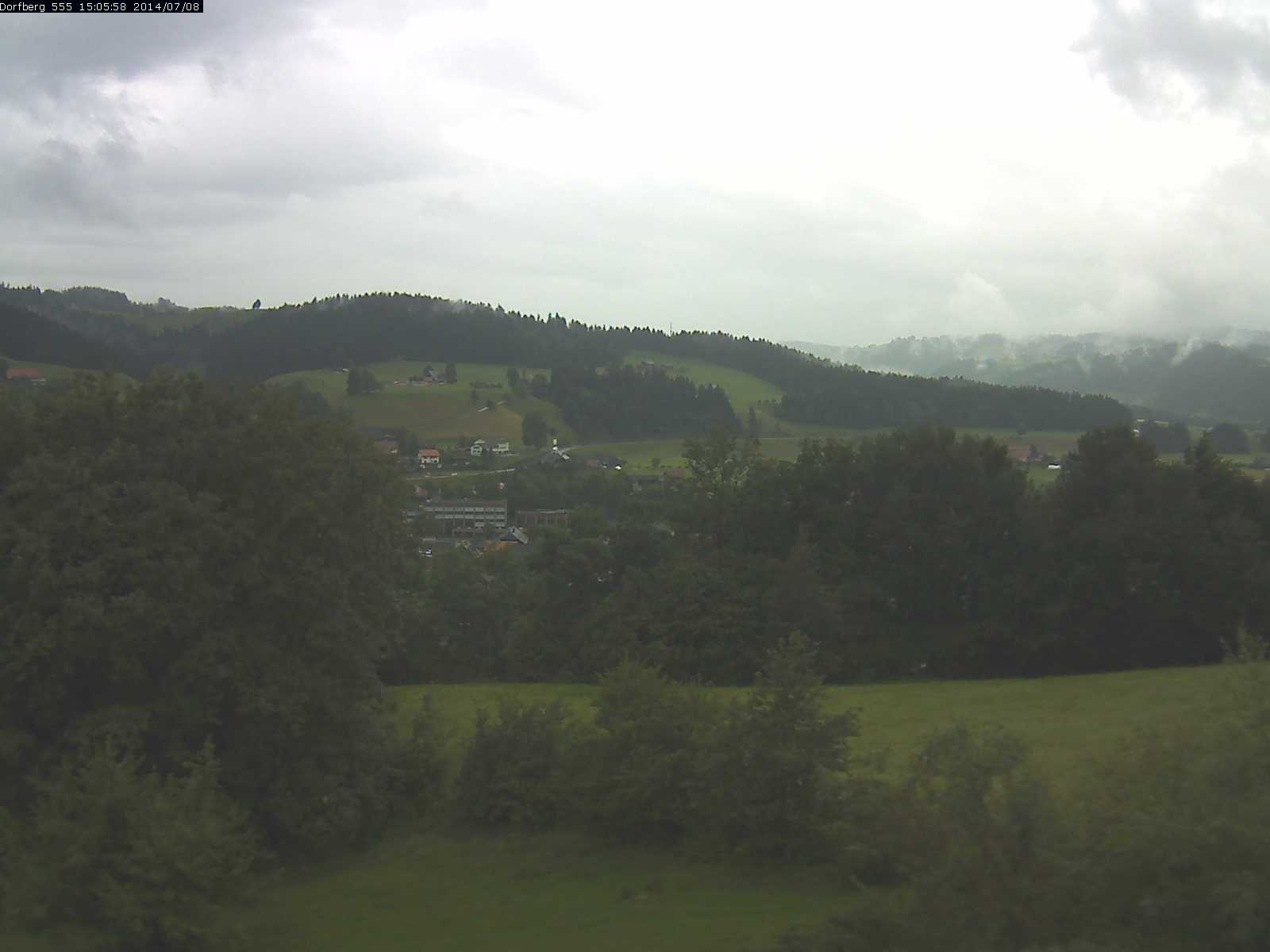 Webcam-Bild: Aussicht vom Dorfberg in Langnau 20140708-150600