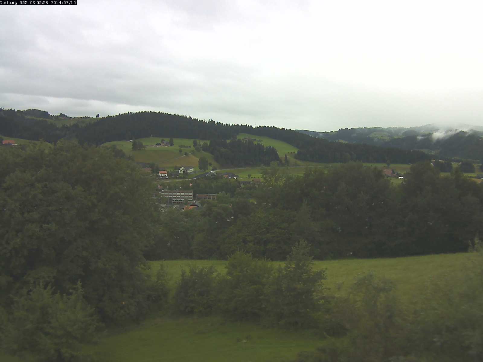 Webcam-Bild: Aussicht vom Dorfberg in Langnau 20140710-090600