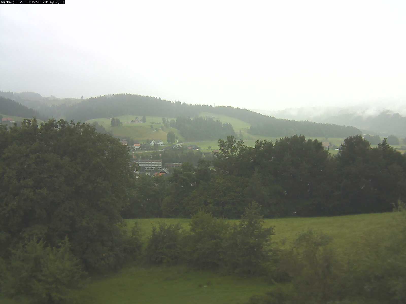 Webcam-Bild: Aussicht vom Dorfberg in Langnau 20140710-100600