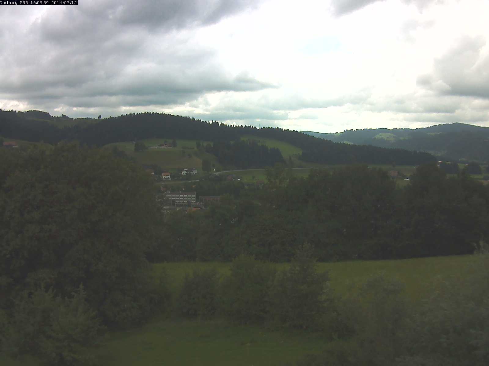 Webcam-Bild: Aussicht vom Dorfberg in Langnau 20140712-160600
