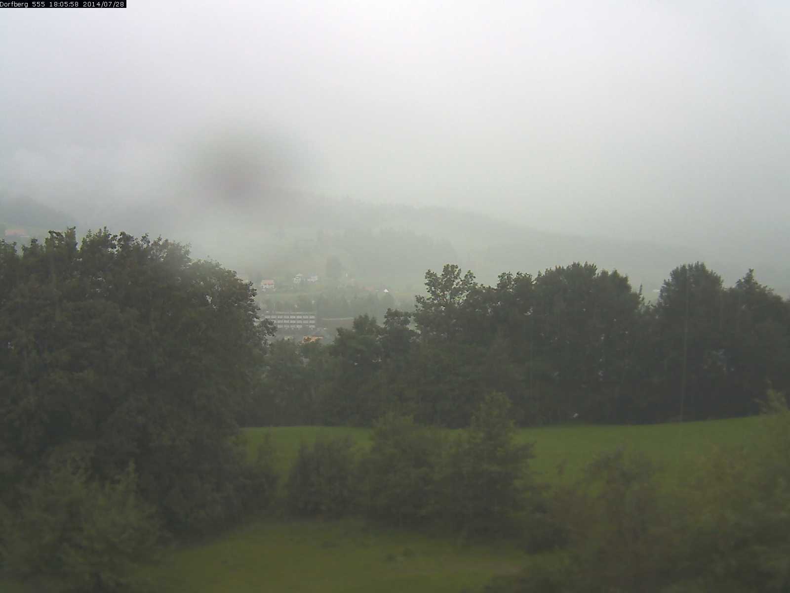Webcam-Bild: Aussicht vom Dorfberg in Langnau 20140728-180600