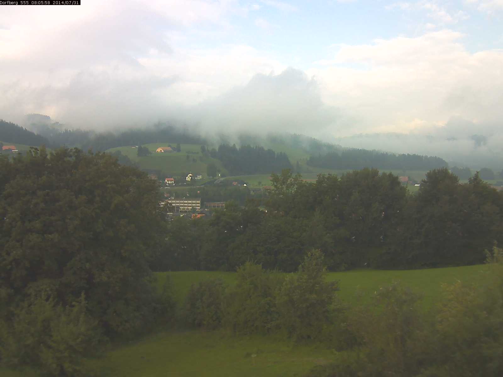 Webcam-Bild: Aussicht vom Dorfberg in Langnau 20140731-080600