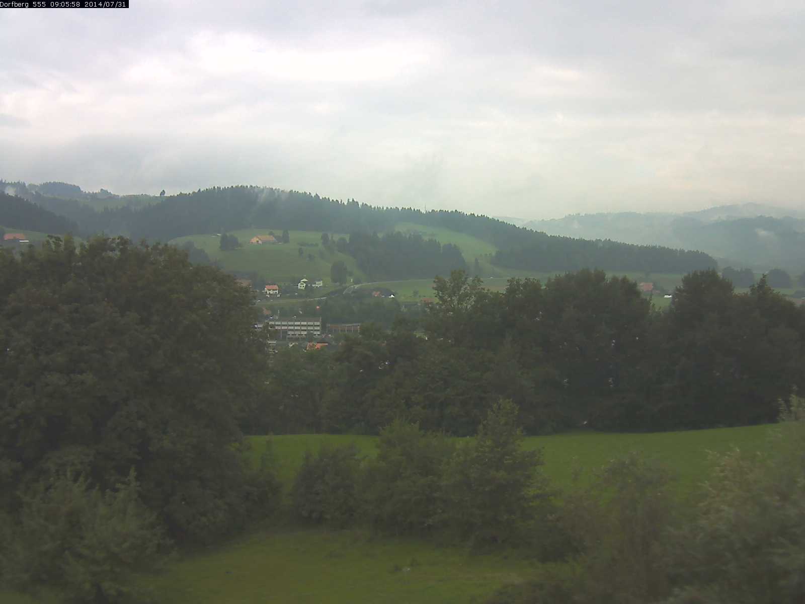 Webcam-Bild: Aussicht vom Dorfberg in Langnau 20140731-090600