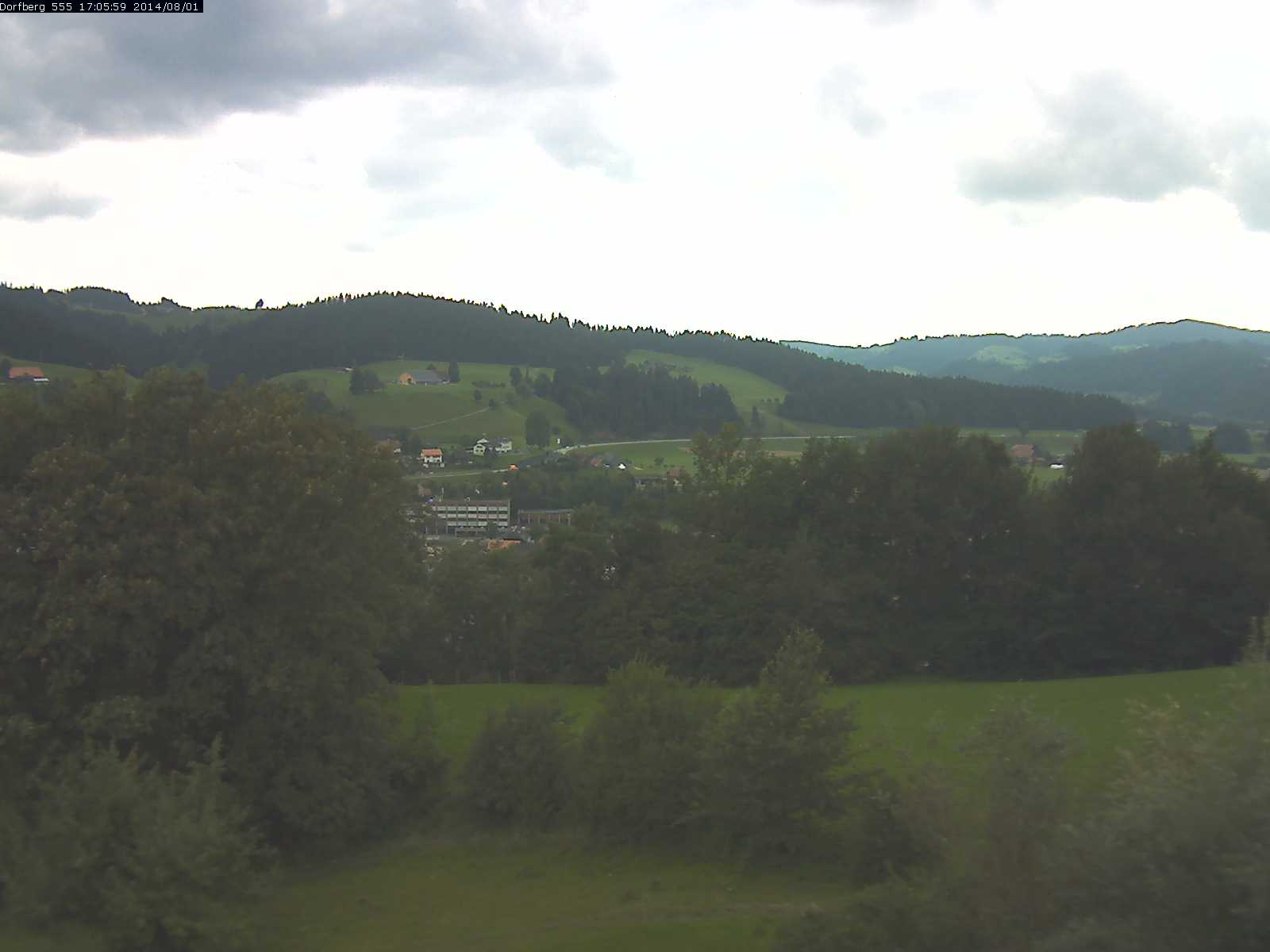 Webcam-Bild: Aussicht vom Dorfberg in Langnau 20140801-170600