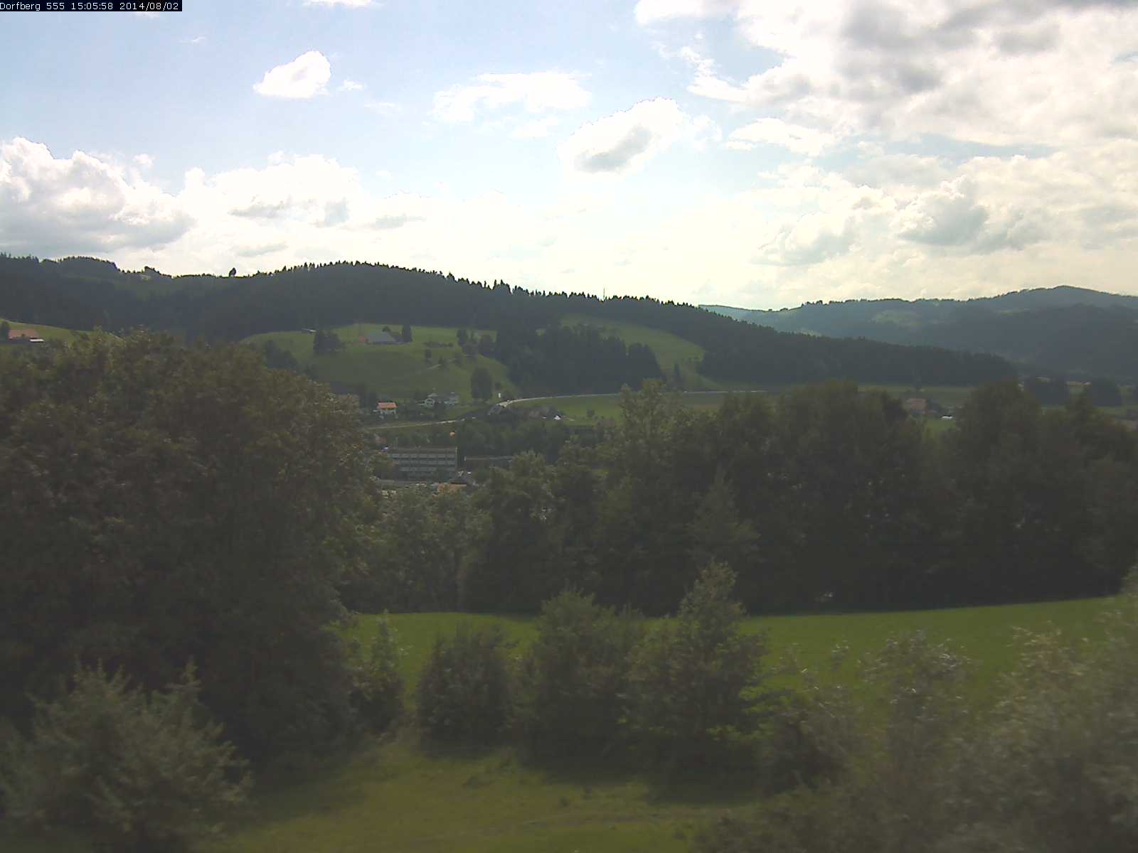 Webcam-Bild: Aussicht vom Dorfberg in Langnau 20140802-150600