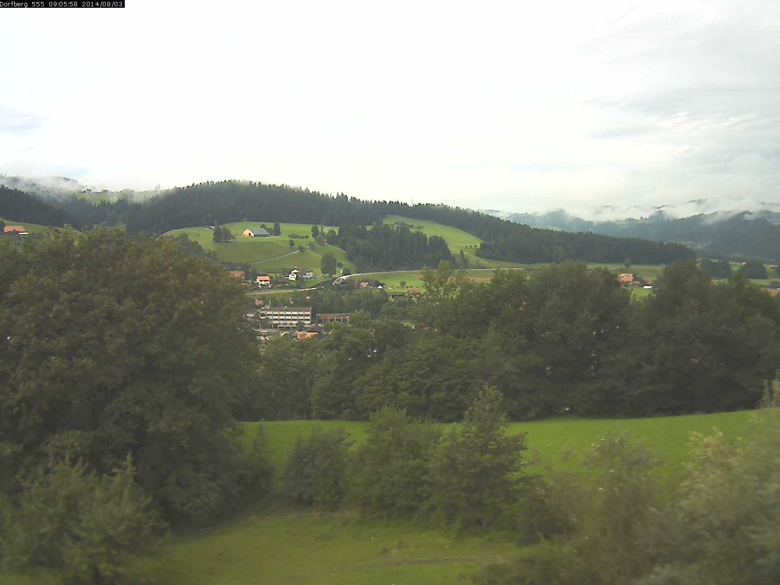 Webcam-Bild: Aussicht vom Dorfberg in Langnau 20140803-090600