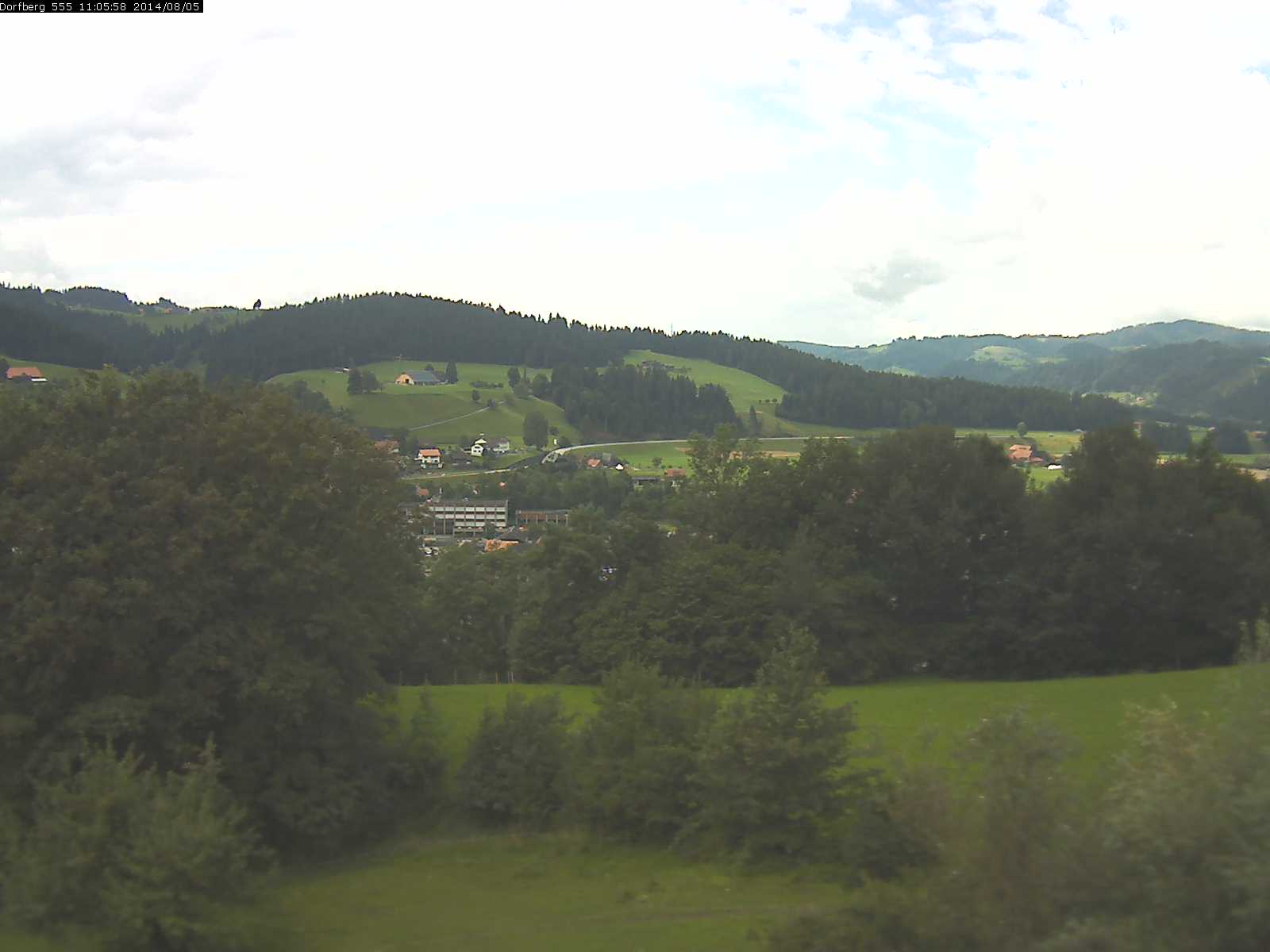 Webcam-Bild: Aussicht vom Dorfberg in Langnau 20140805-110600