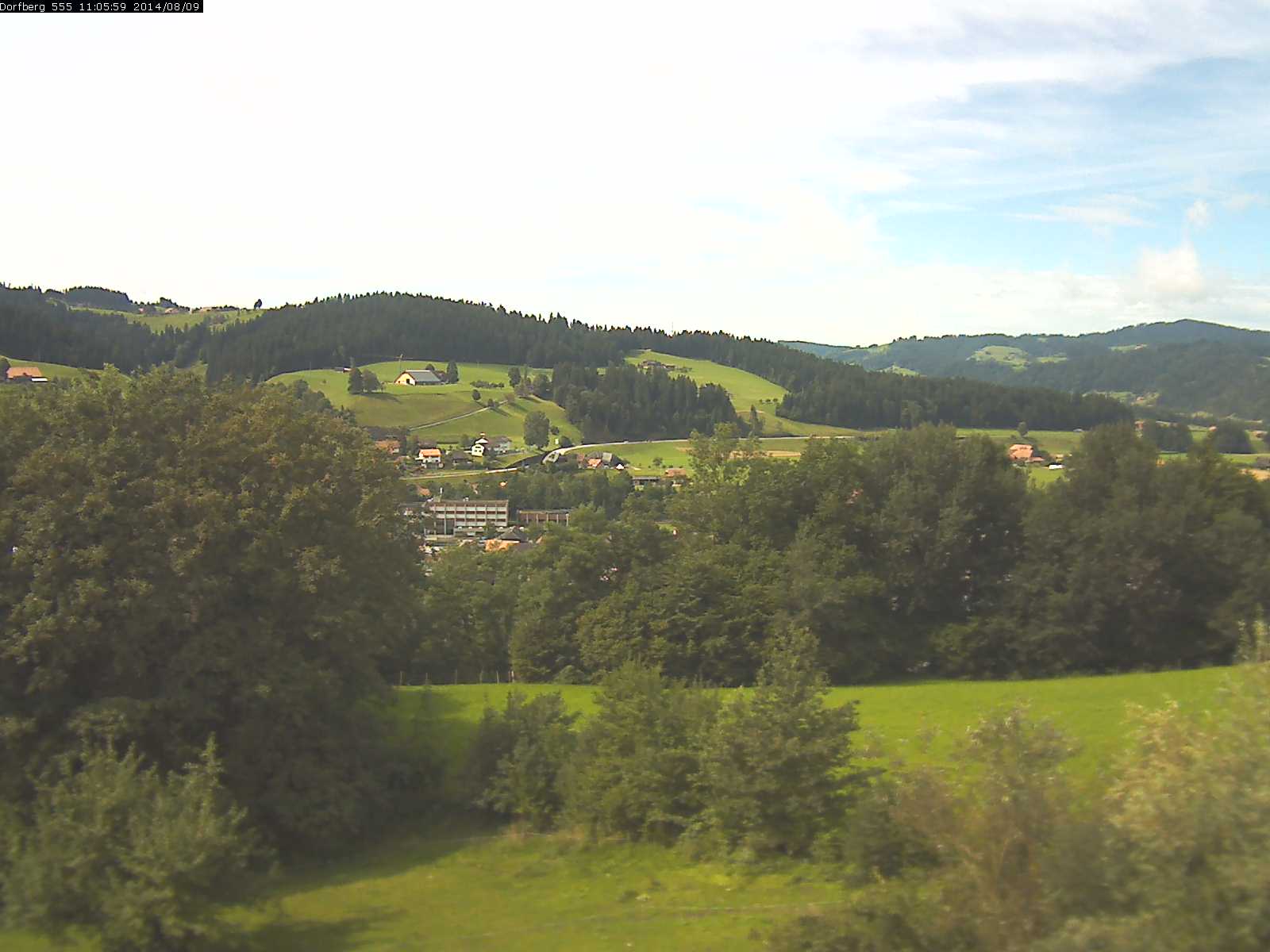 Webcam-Bild: Aussicht vom Dorfberg in Langnau 20140809-110600