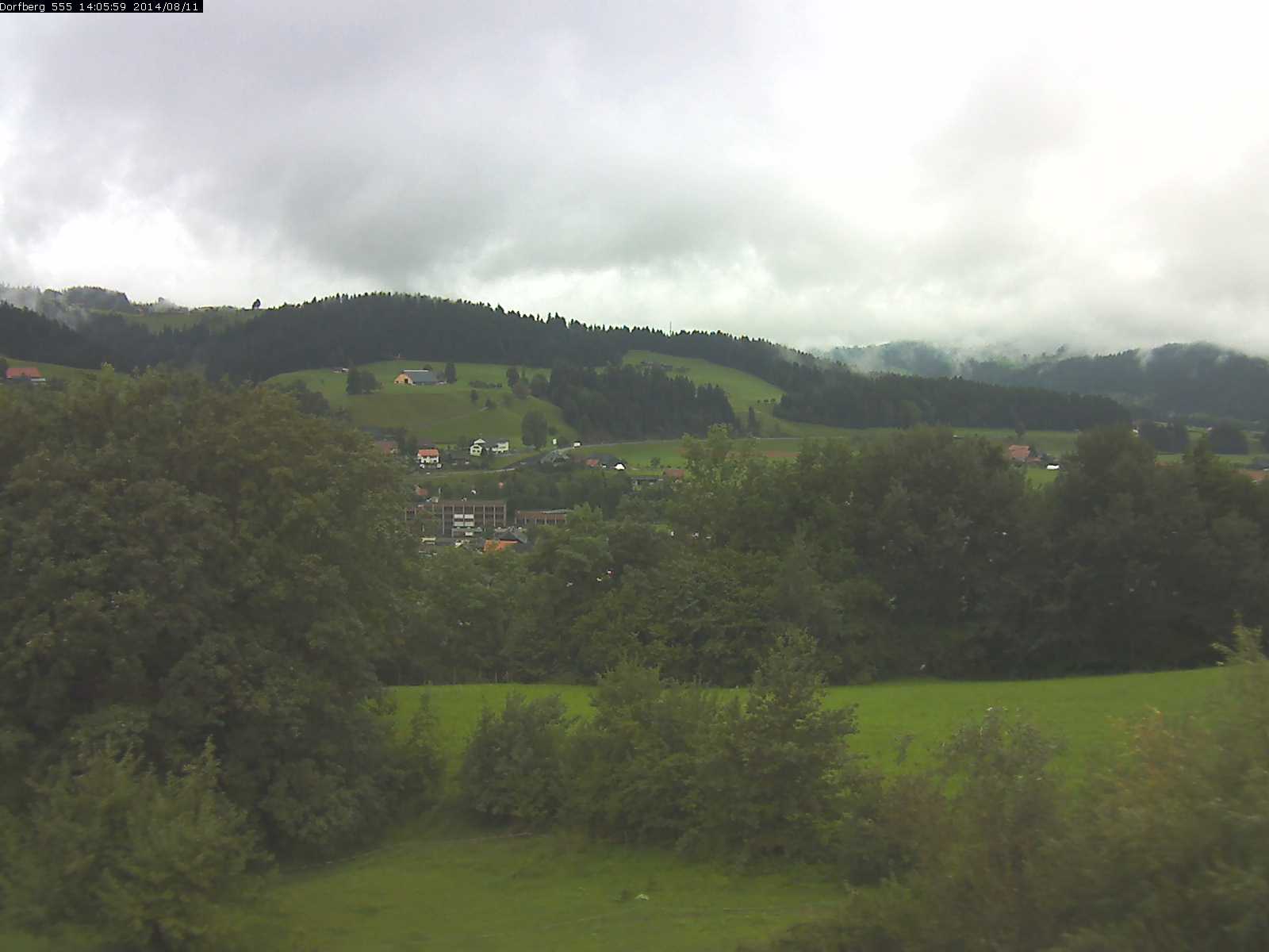 Webcam-Bild: Aussicht vom Dorfberg in Langnau 20140811-140600