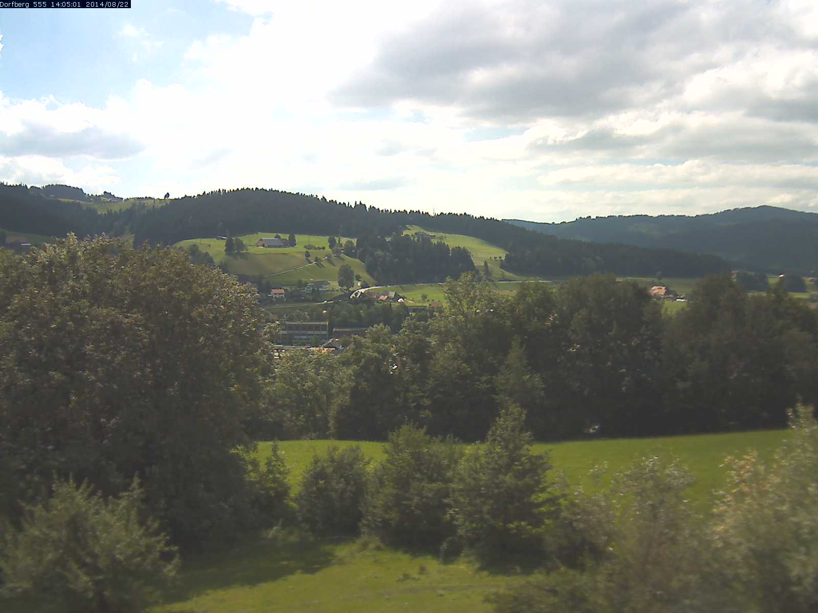 Webcam-Bild: Aussicht vom Dorfberg in Langnau 20140822-140600