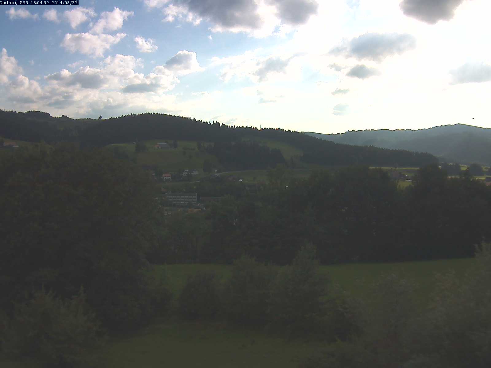 Webcam-Bild: Aussicht vom Dorfberg in Langnau 20140822-180600