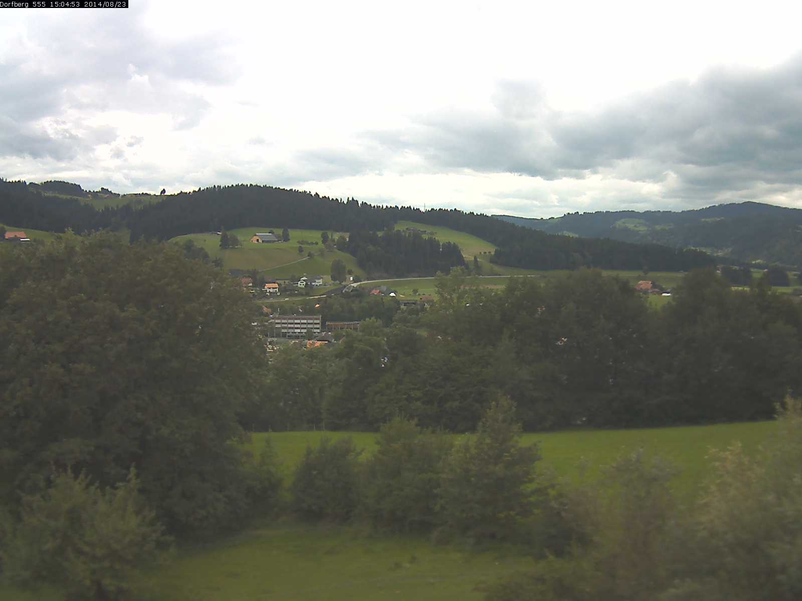 Webcam-Bild: Aussicht vom Dorfberg in Langnau 20140823-150600