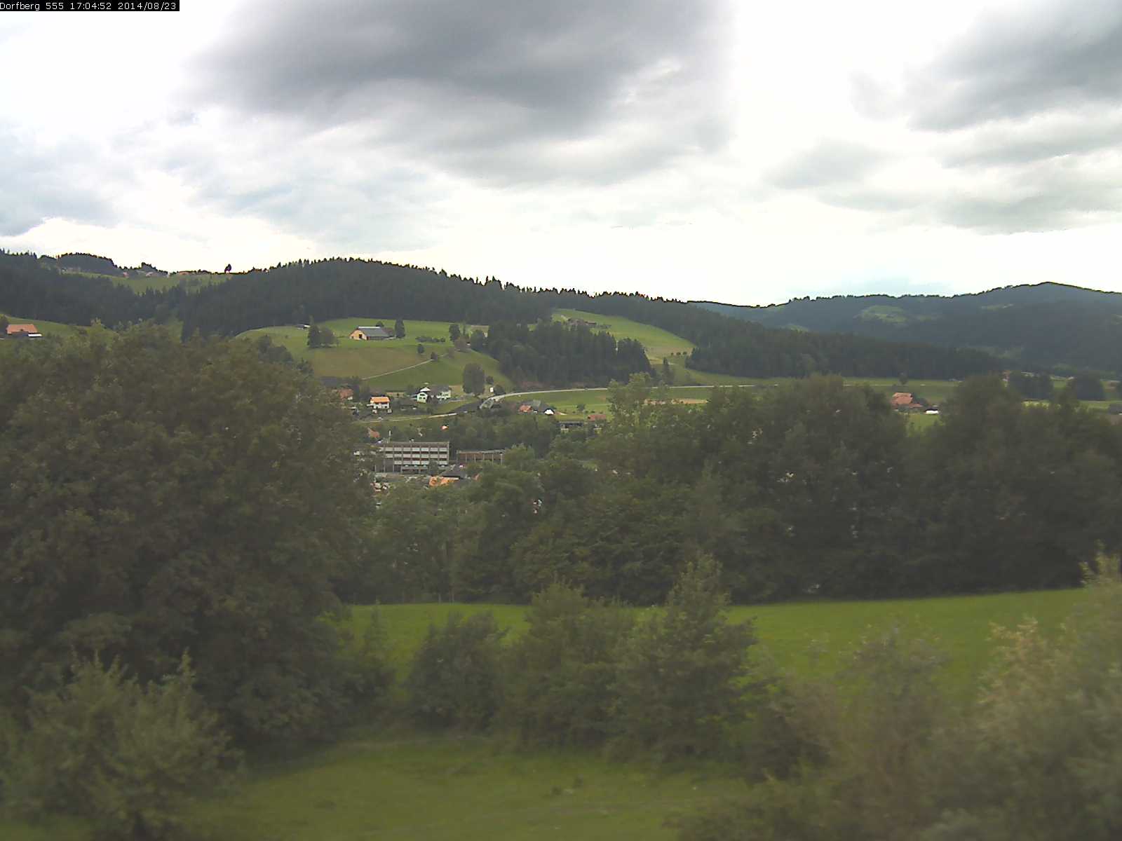 Webcam-Bild: Aussicht vom Dorfberg in Langnau 20140823-170600