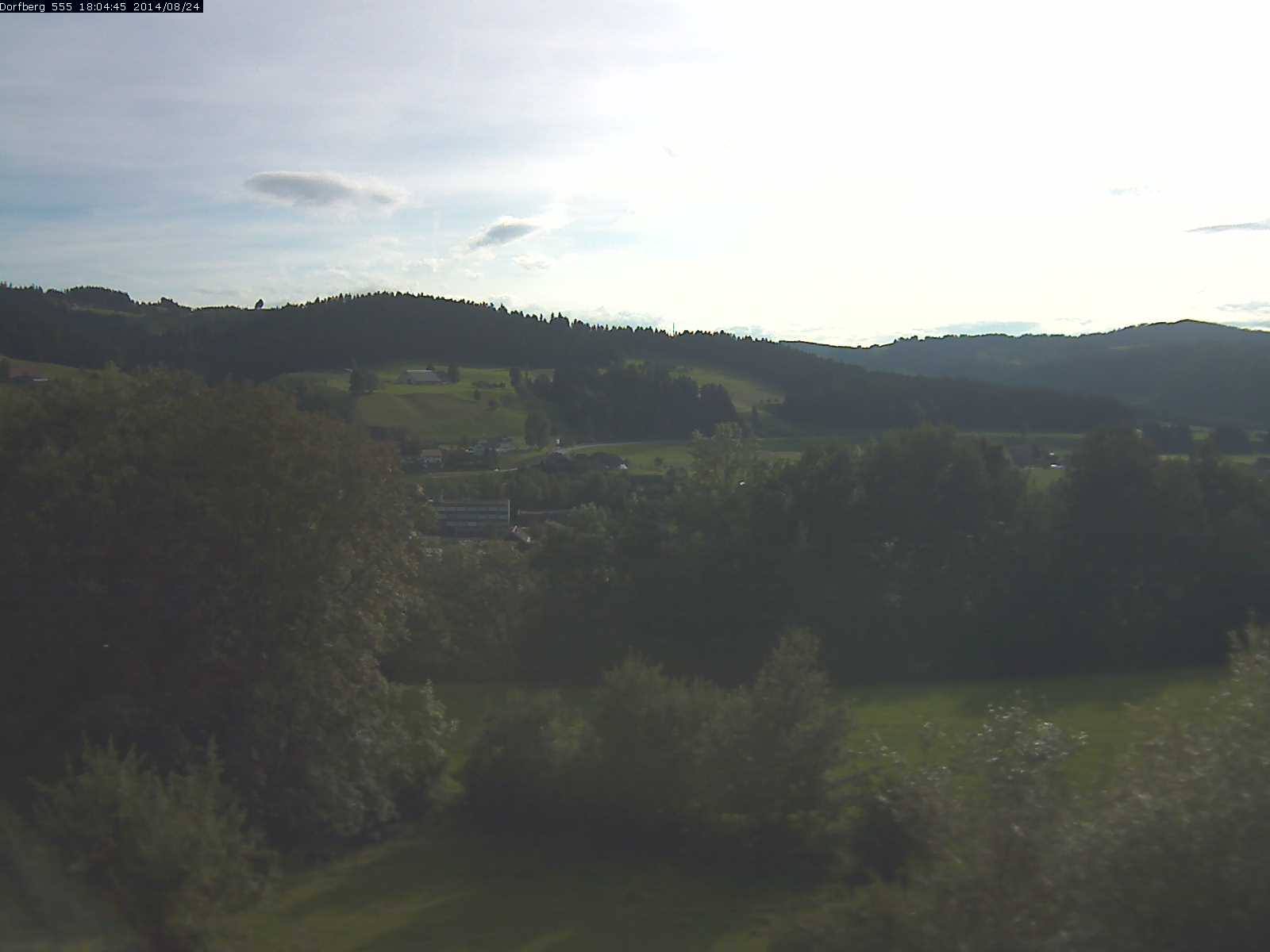 Webcam-Bild: Aussicht vom Dorfberg in Langnau 20140824-180600