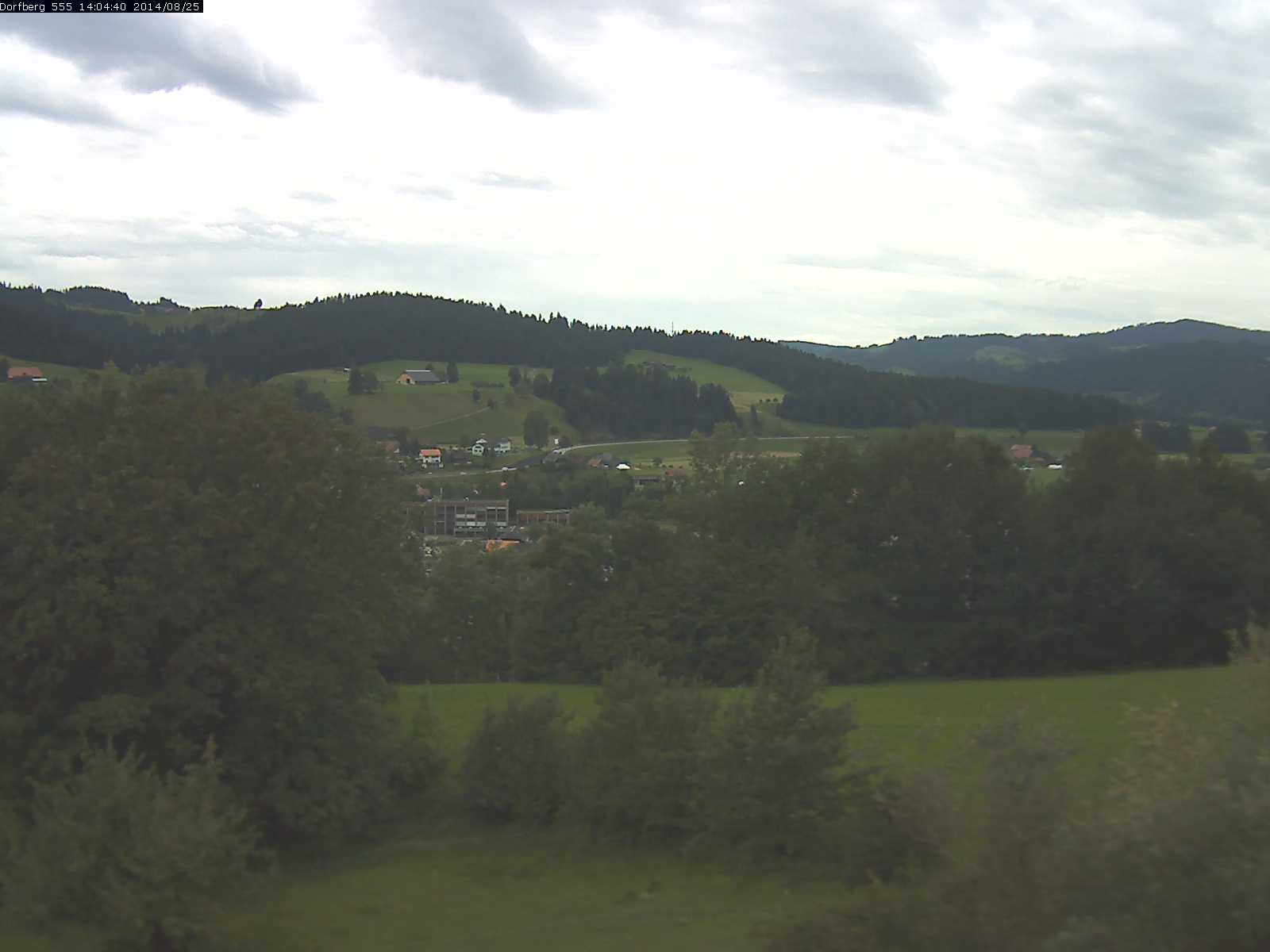 Webcam-Bild: Aussicht vom Dorfberg in Langnau 20140825-140600