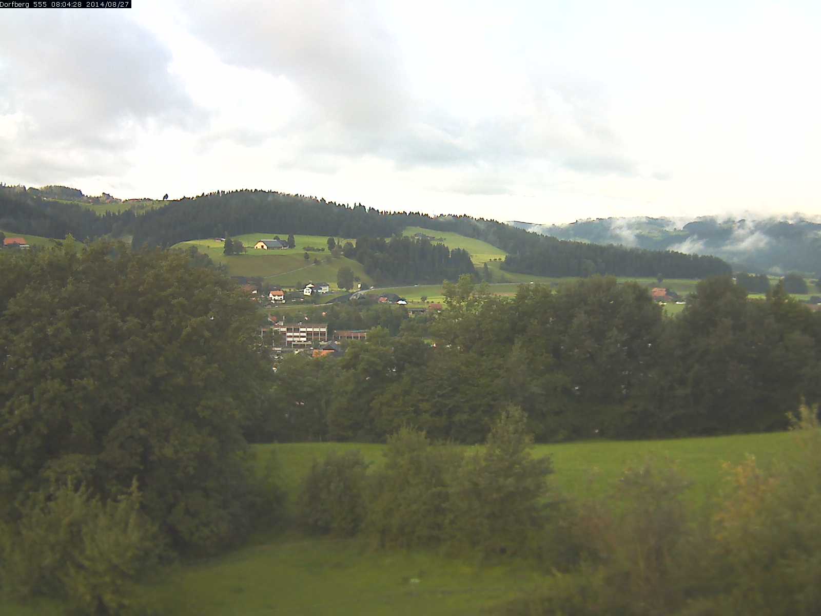 Webcam-Bild: Aussicht vom Dorfberg in Langnau 20140827-080600