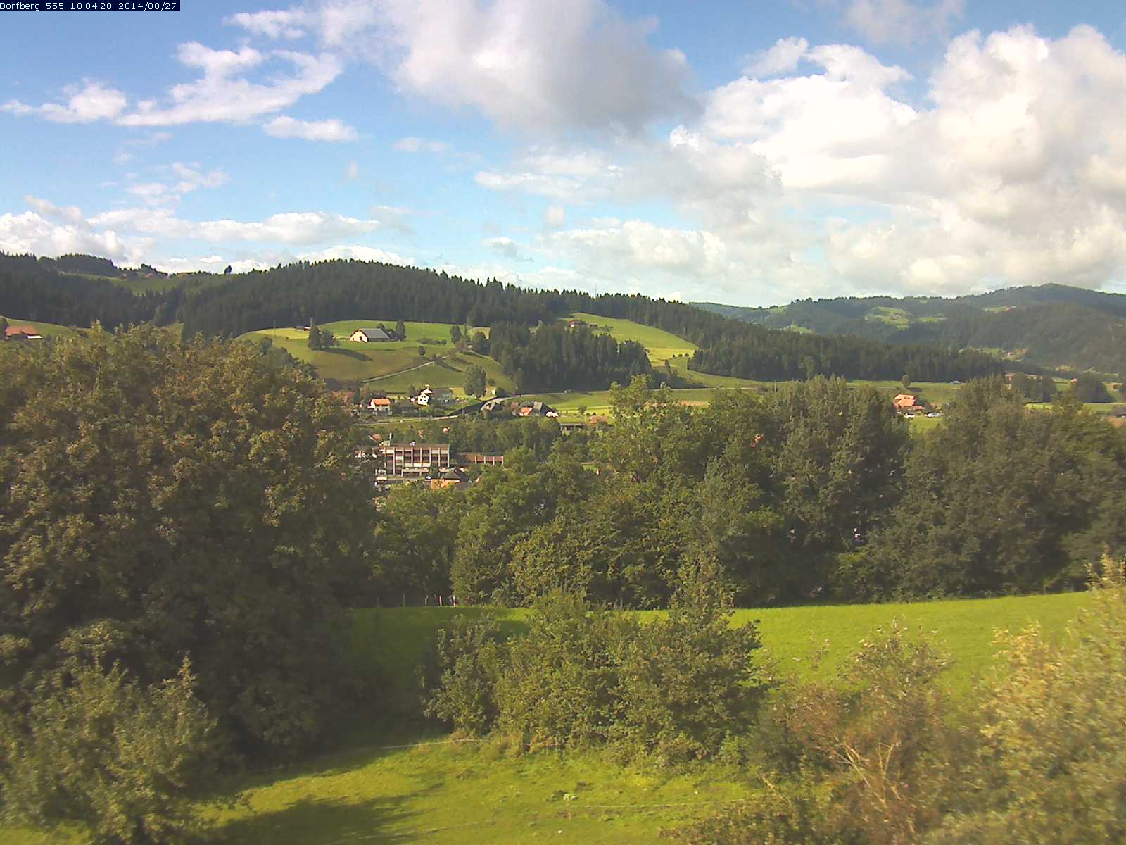 Webcam-Bild: Aussicht vom Dorfberg in Langnau 20140827-100600