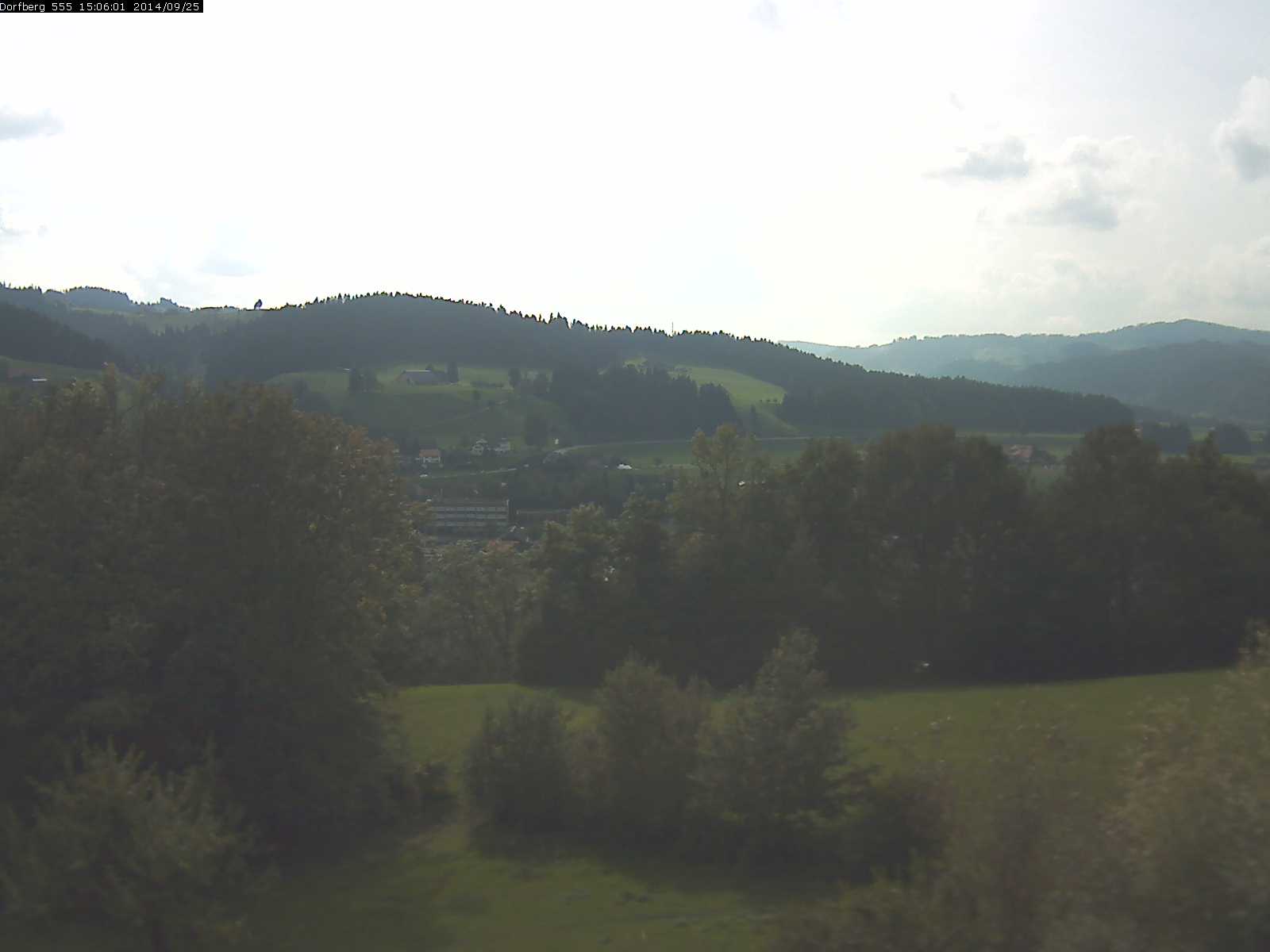 Webcam-Bild: Aussicht vom Dorfberg in Langnau 20140925-150601