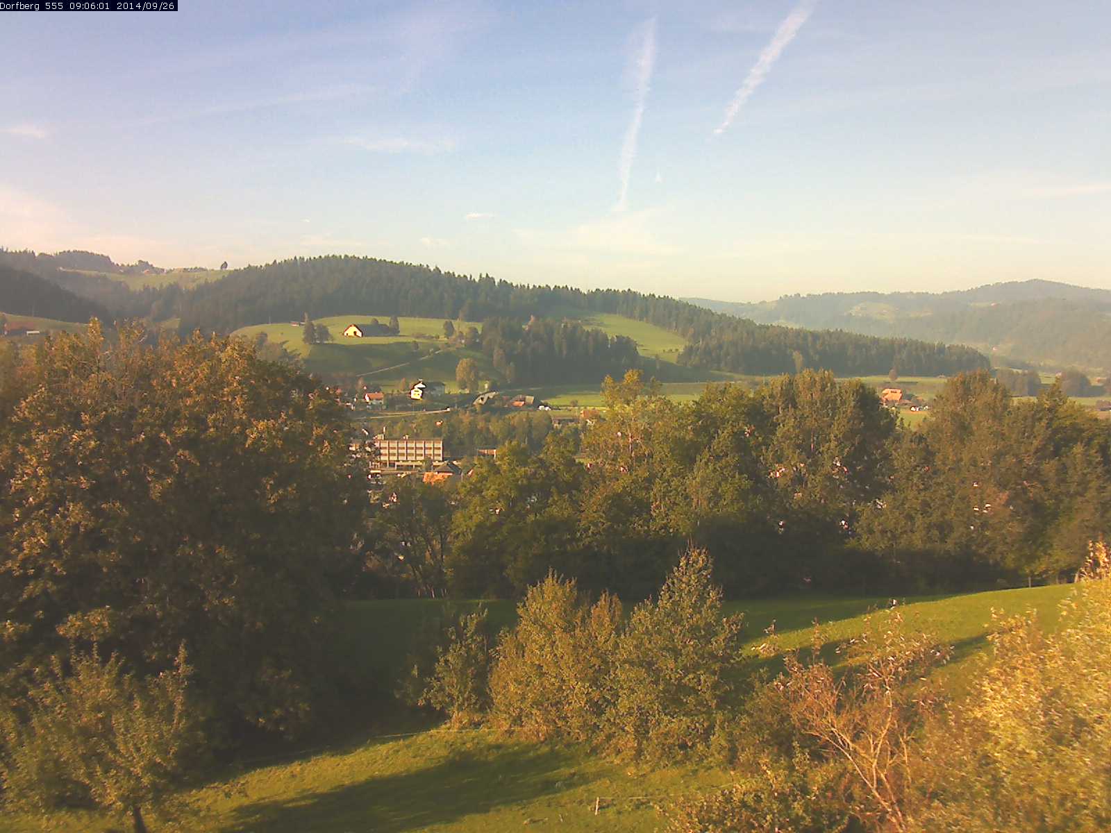 Webcam-Bild: Aussicht vom Dorfberg in Langnau 20140926-090601
