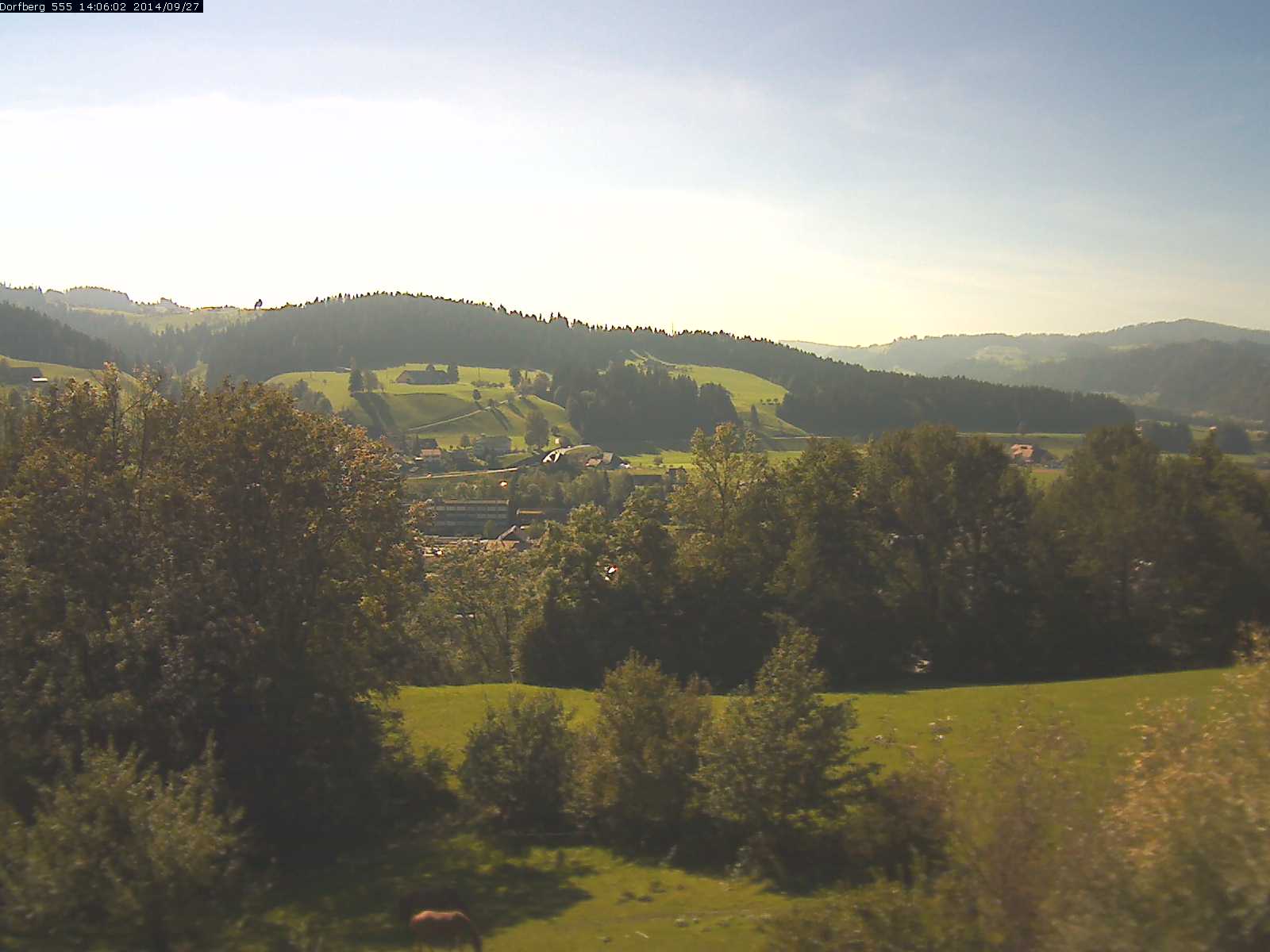 Webcam-Bild: Aussicht vom Dorfberg in Langnau 20140927-140601