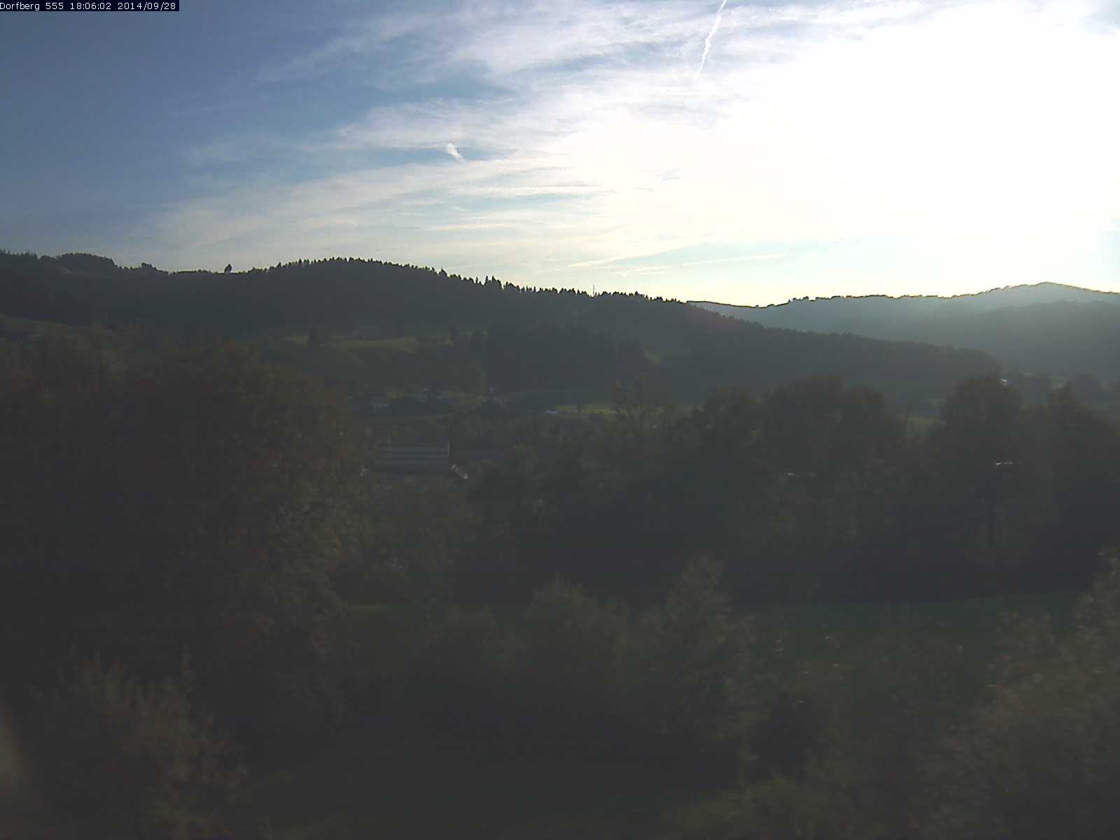Webcam-Bild: Aussicht vom Dorfberg in Langnau 20140928-180601