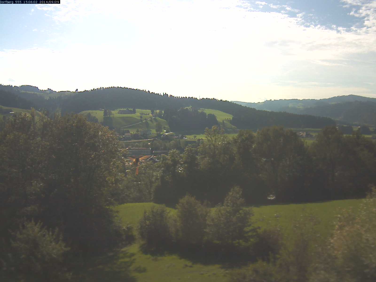 Webcam-Bild: Aussicht vom Dorfberg in Langnau 20140929-150601