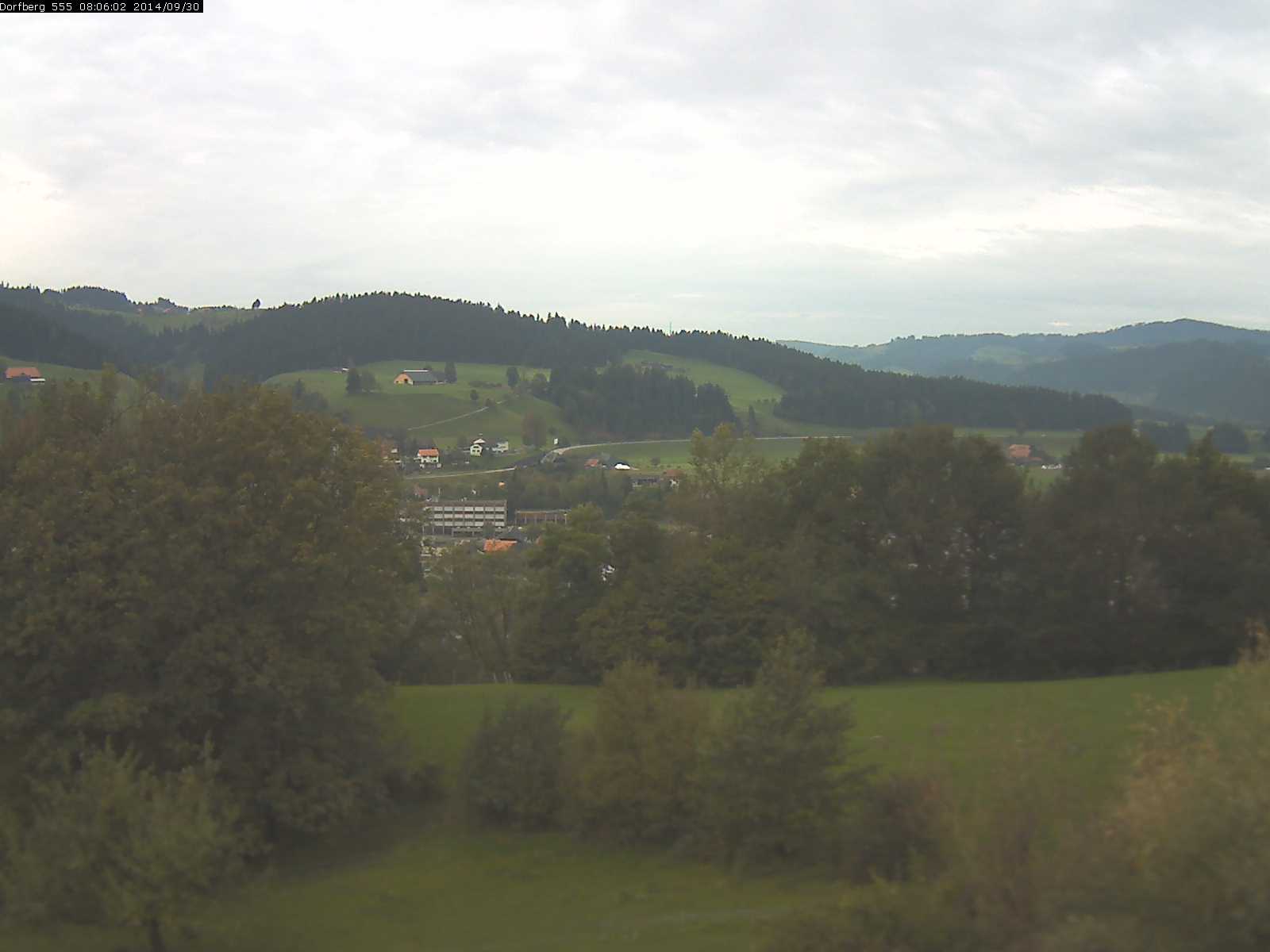 Webcam-Bild: Aussicht vom Dorfberg in Langnau 20140930-080601