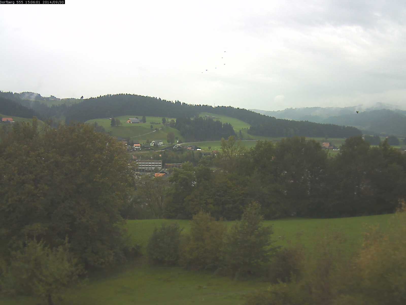 Webcam-Bild: Aussicht vom Dorfberg in Langnau 20140930-150601