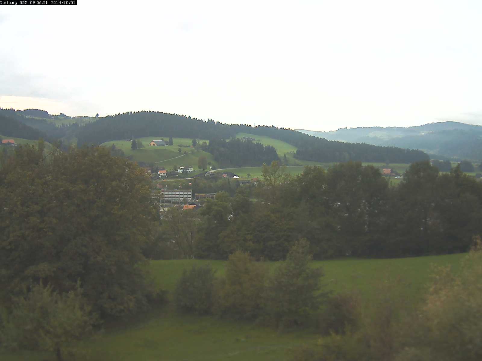 Webcam-Bild: Aussicht vom Dorfberg in Langnau 20141001-080601