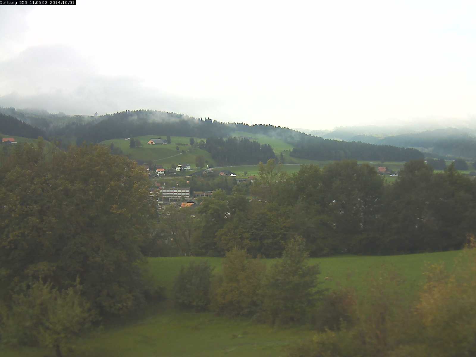 Webcam-Bild: Aussicht vom Dorfberg in Langnau 20141001-110601