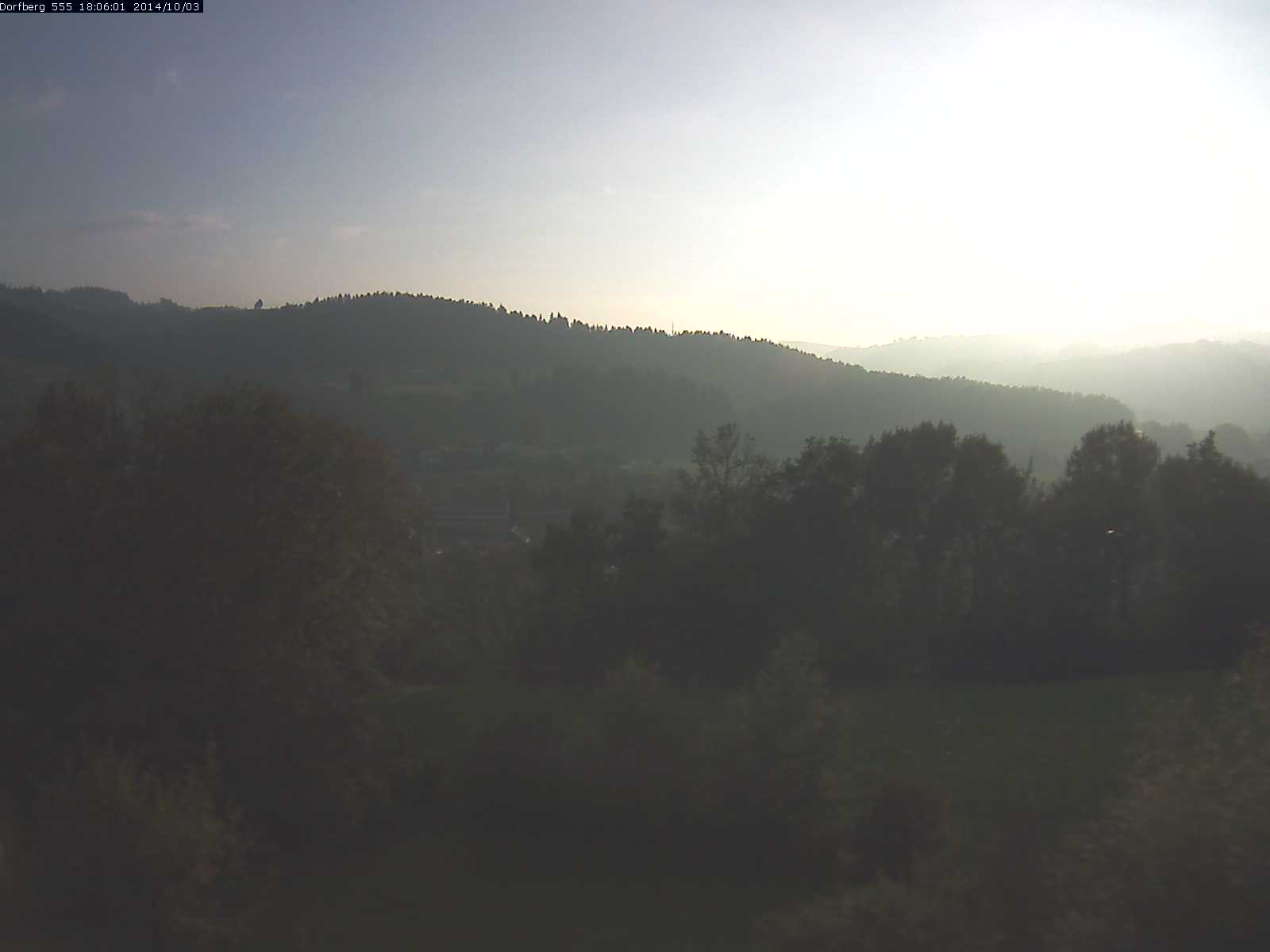 Webcam-Bild: Aussicht vom Dorfberg in Langnau 20141003-180601