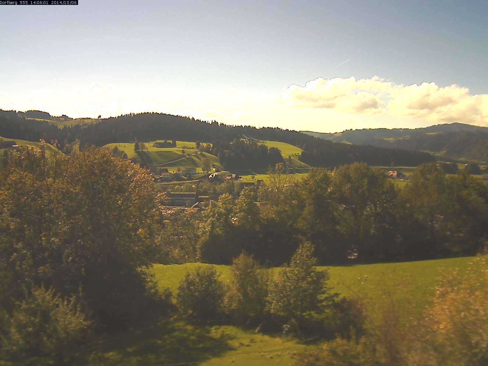 Webcam-Bild: Aussicht vom Dorfberg in Langnau 20141006-140601