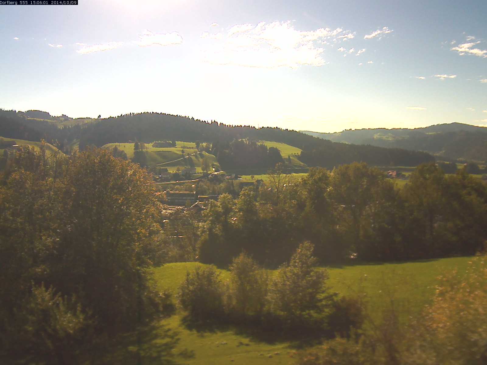 Webcam-Bild: Aussicht vom Dorfberg in Langnau 20141009-150601