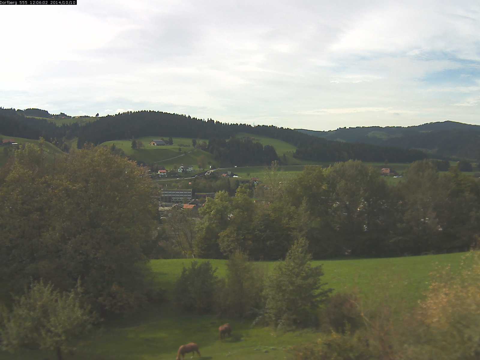 Webcam-Bild: Aussicht vom Dorfberg in Langnau 20141010-120601