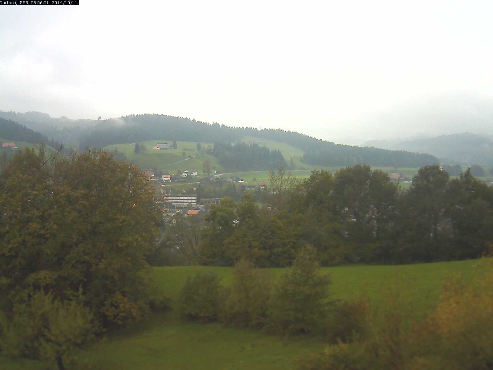 Webcam-Bild: Aussicht vom Dorfberg in Langnau 20141011-080601