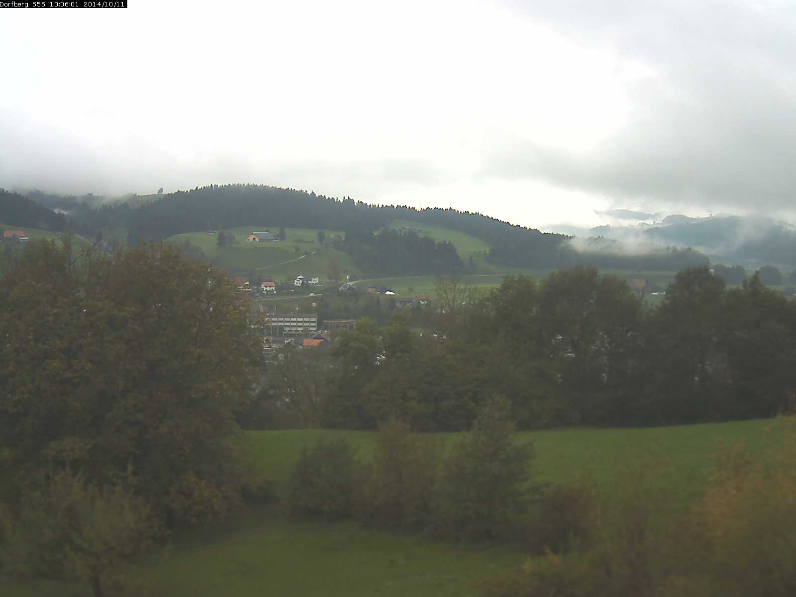 Webcam-Bild: Aussicht vom Dorfberg in Langnau 20141011-100601