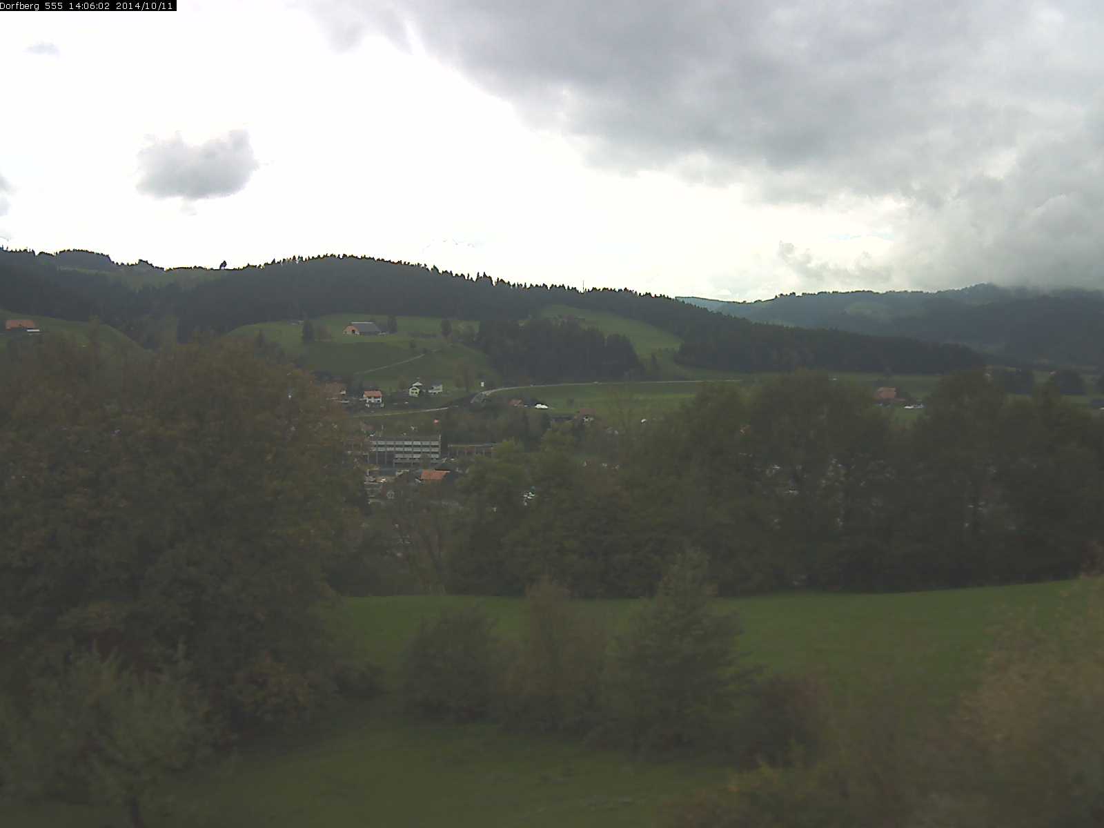 Webcam-Bild: Aussicht vom Dorfberg in Langnau 20141011-140601