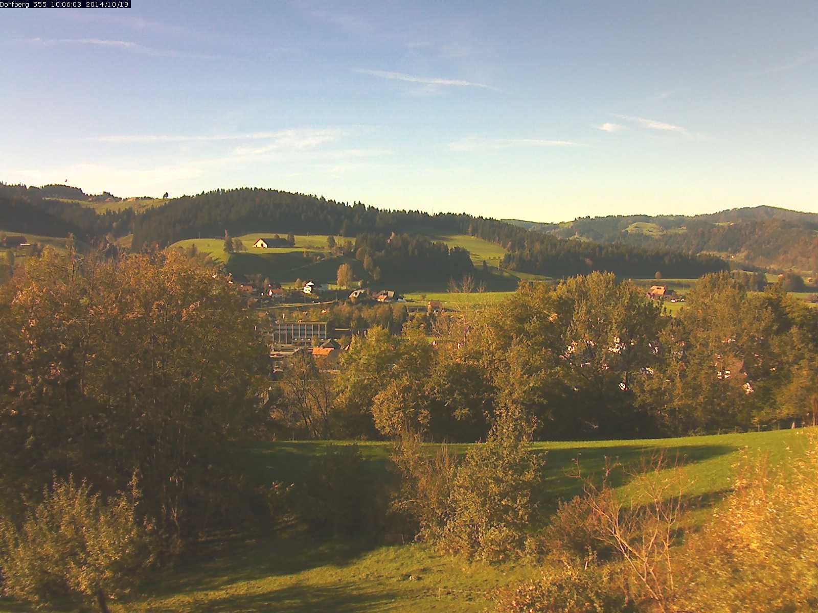 Webcam-Bild: Aussicht vom Dorfberg in Langnau 20141019-100601