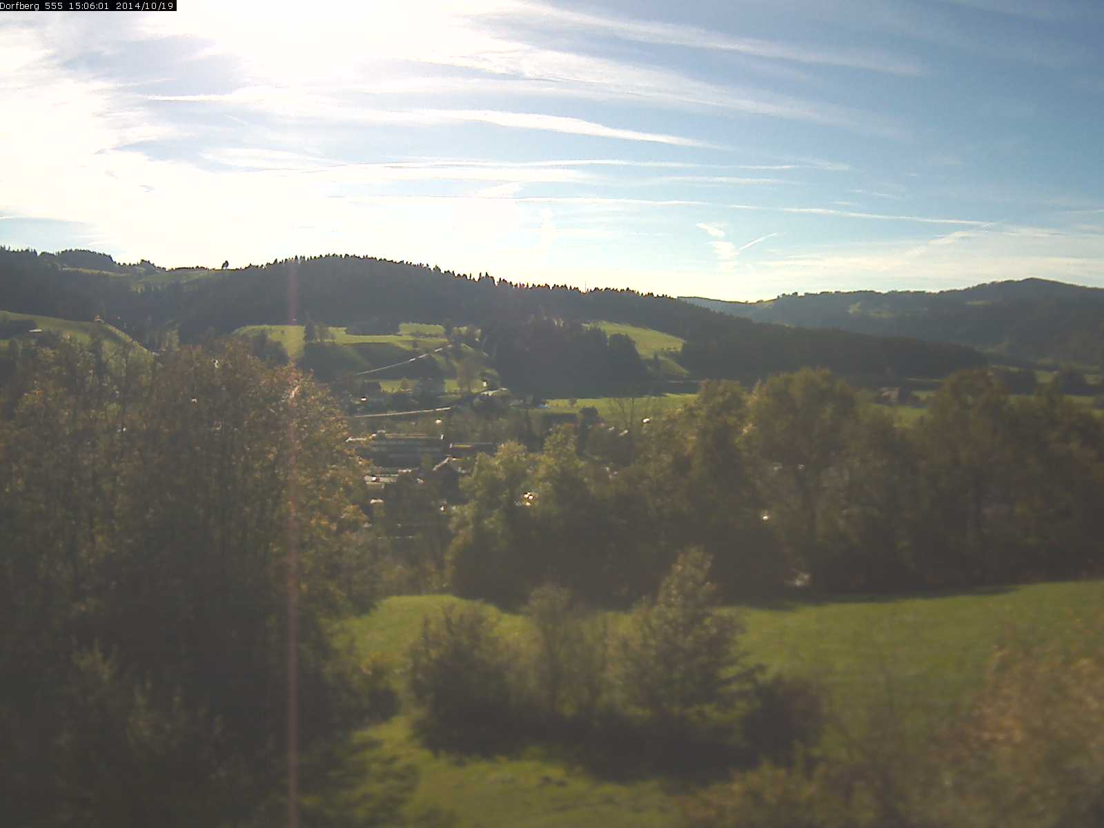 Webcam-Bild: Aussicht vom Dorfberg in Langnau 20141019-150601