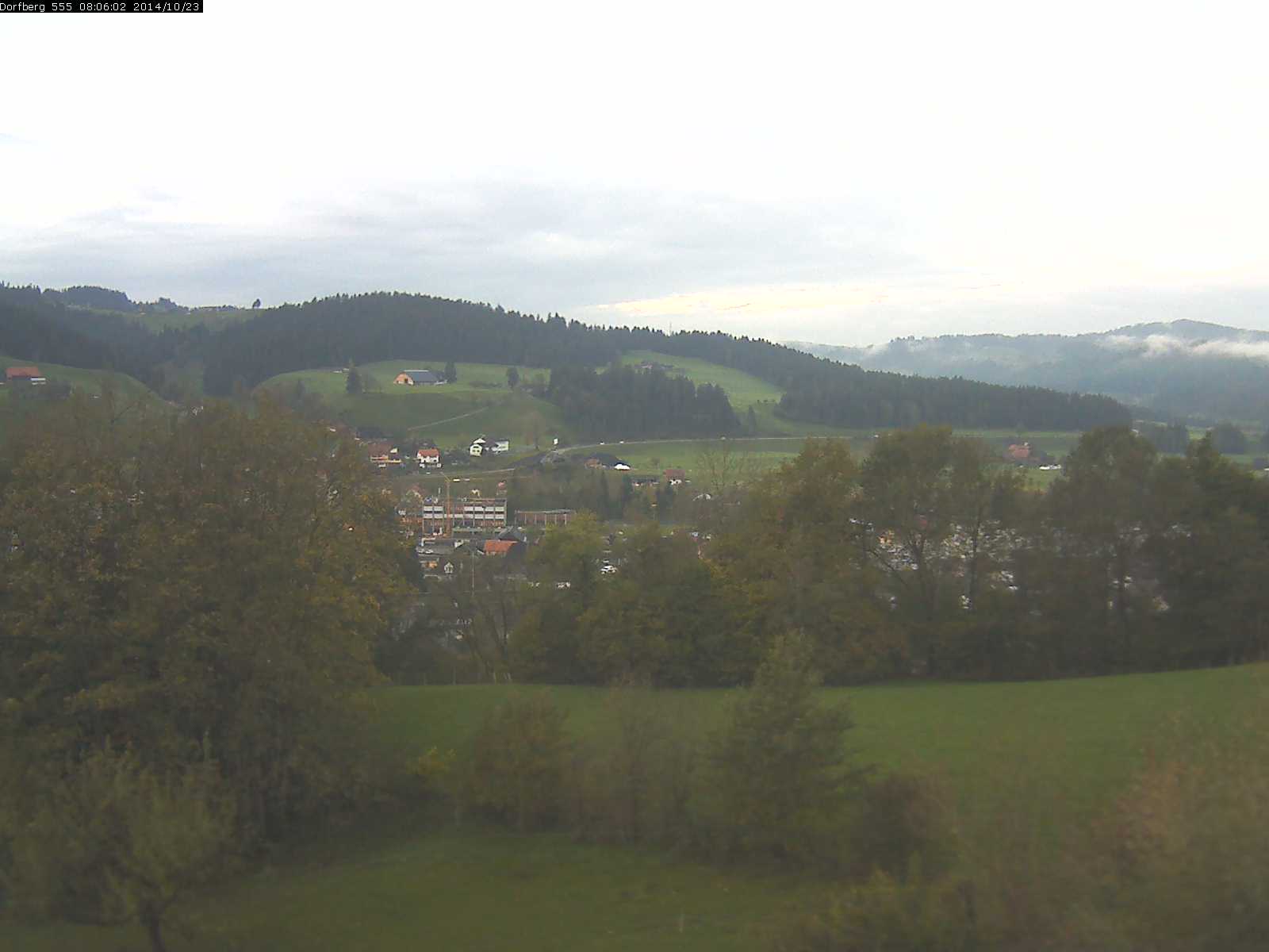Webcam-Bild: Aussicht vom Dorfberg in Langnau 20141023-080601
