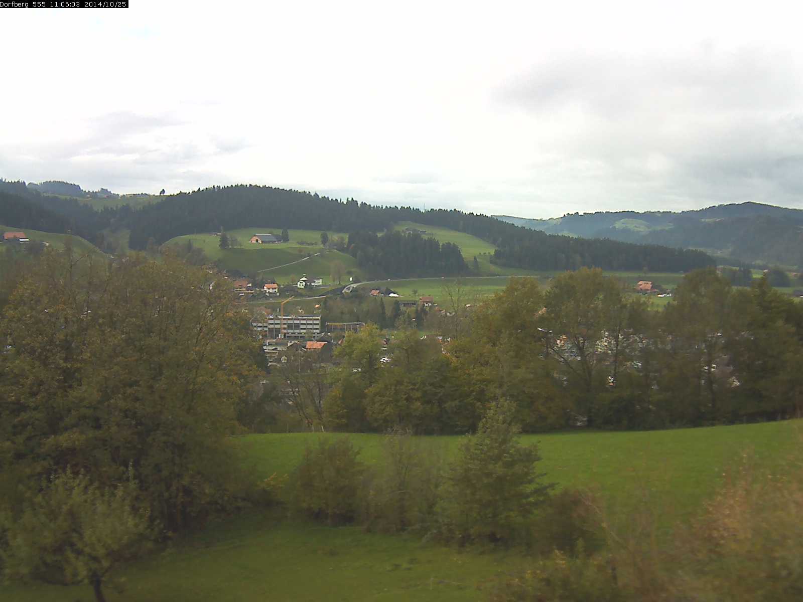 Webcam-Bild: Aussicht vom Dorfberg in Langnau 20141025-110601