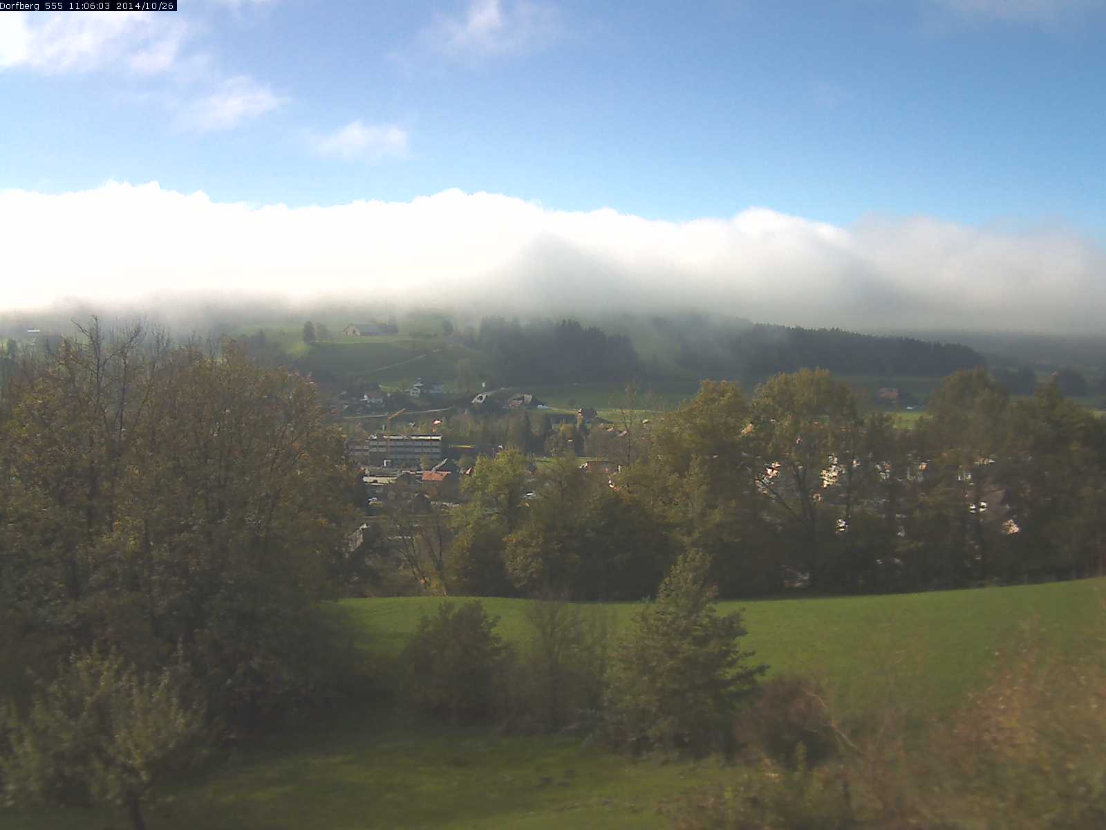 Webcam-Bild: Aussicht vom Dorfberg in Langnau 20141026-110601