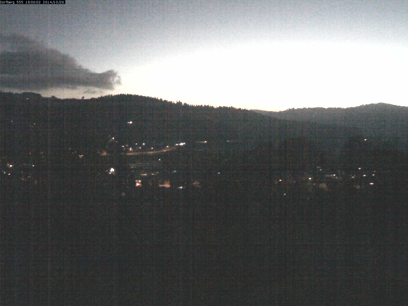 Webcam-Bild: Aussicht vom Dorfberg in Langnau 20141026-180601