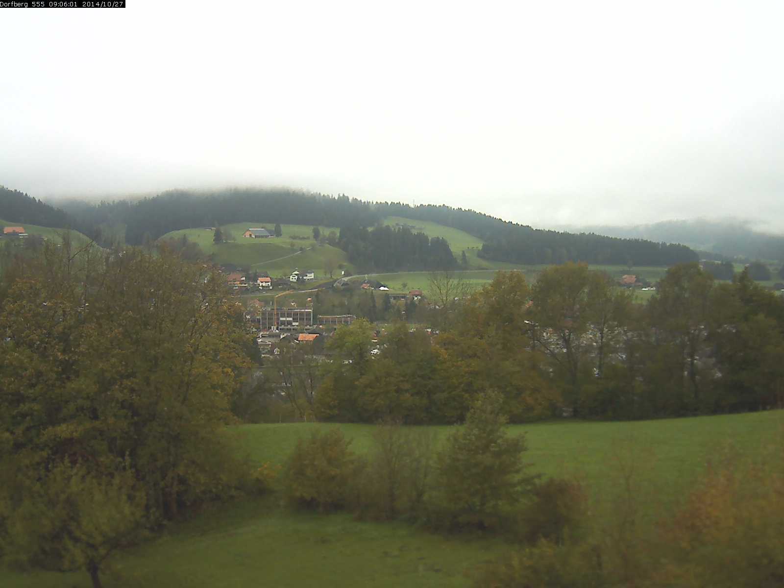 Webcam-Bild: Aussicht vom Dorfberg in Langnau 20141027-090601