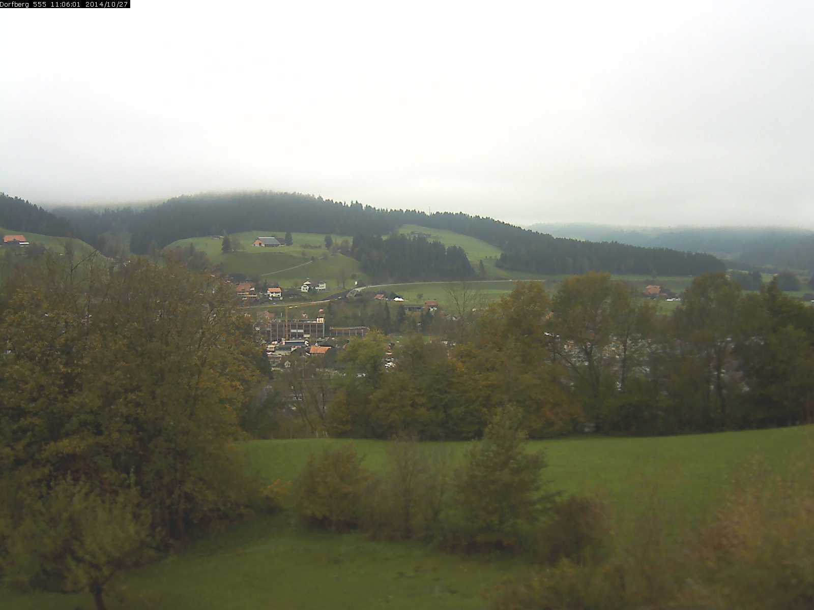 Webcam-Bild: Aussicht vom Dorfberg in Langnau 20141027-110601