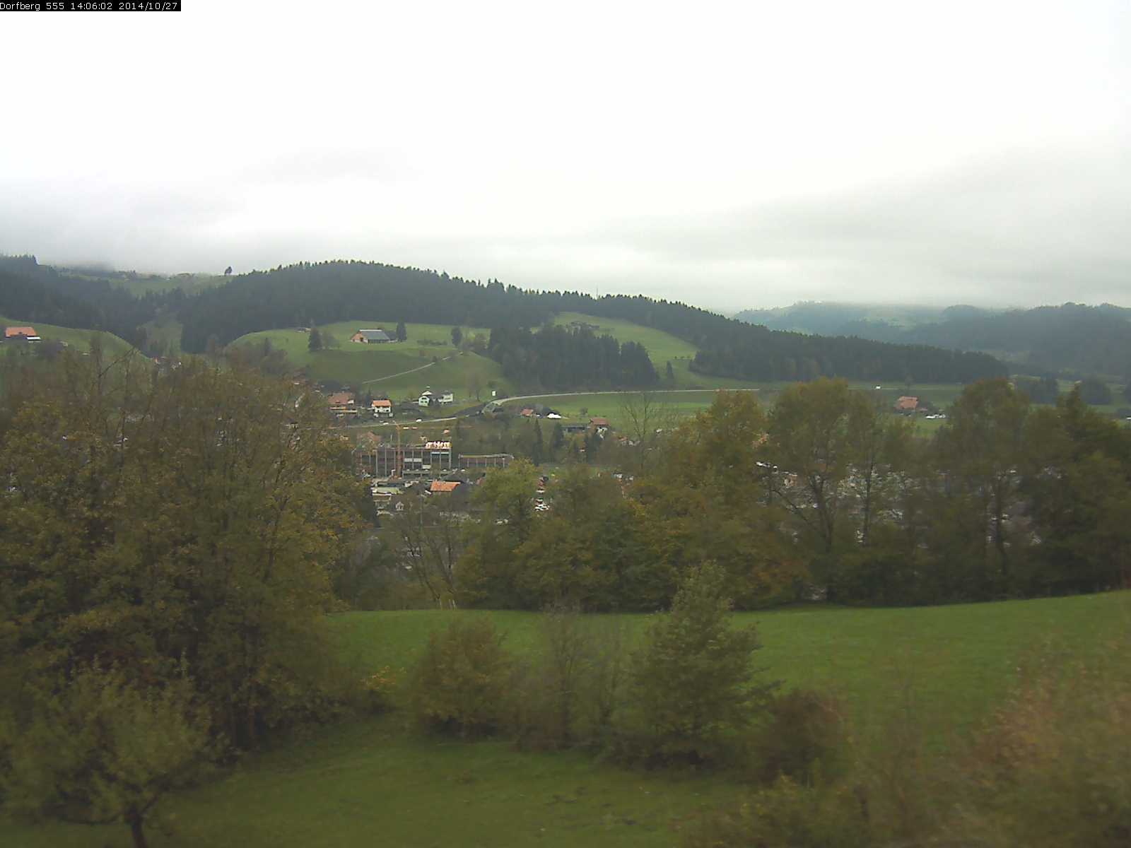 Webcam-Bild: Aussicht vom Dorfberg in Langnau 20141027-140601