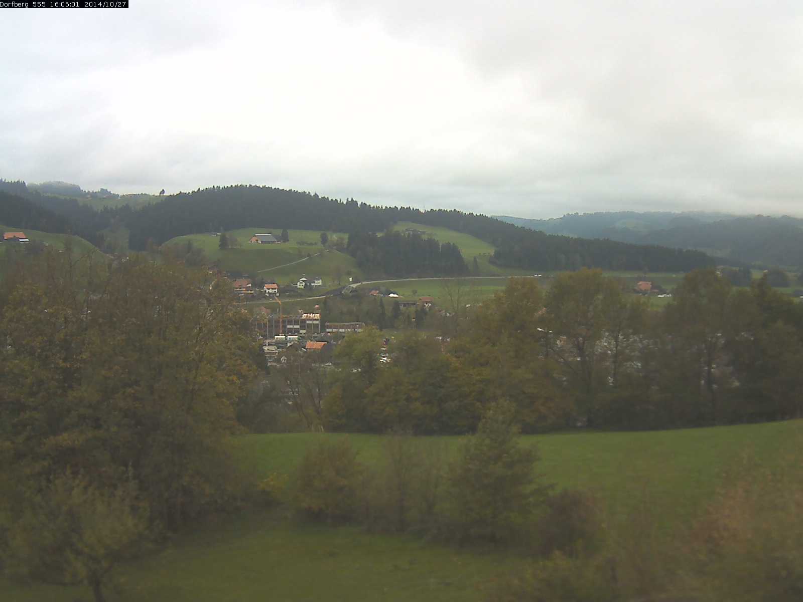 Webcam-Bild: Aussicht vom Dorfberg in Langnau 20141027-160601