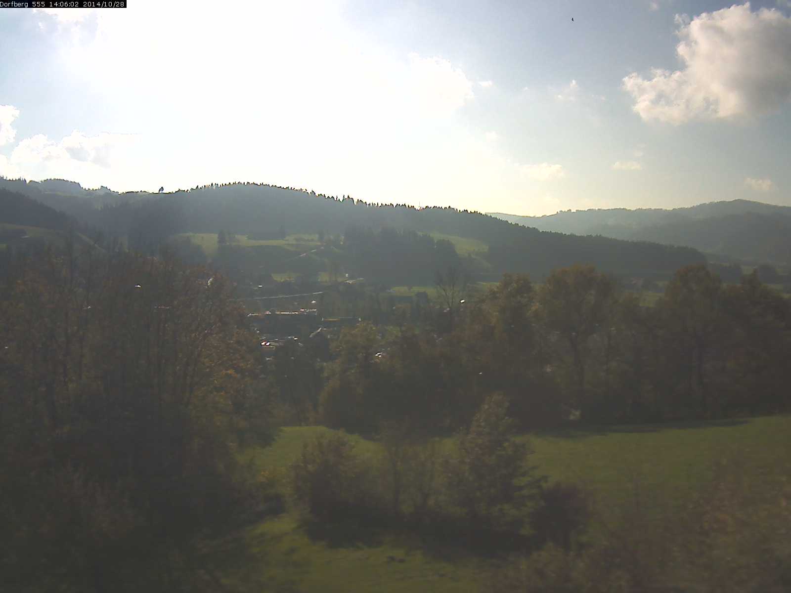 Webcam-Bild: Aussicht vom Dorfberg in Langnau 20141028-140601